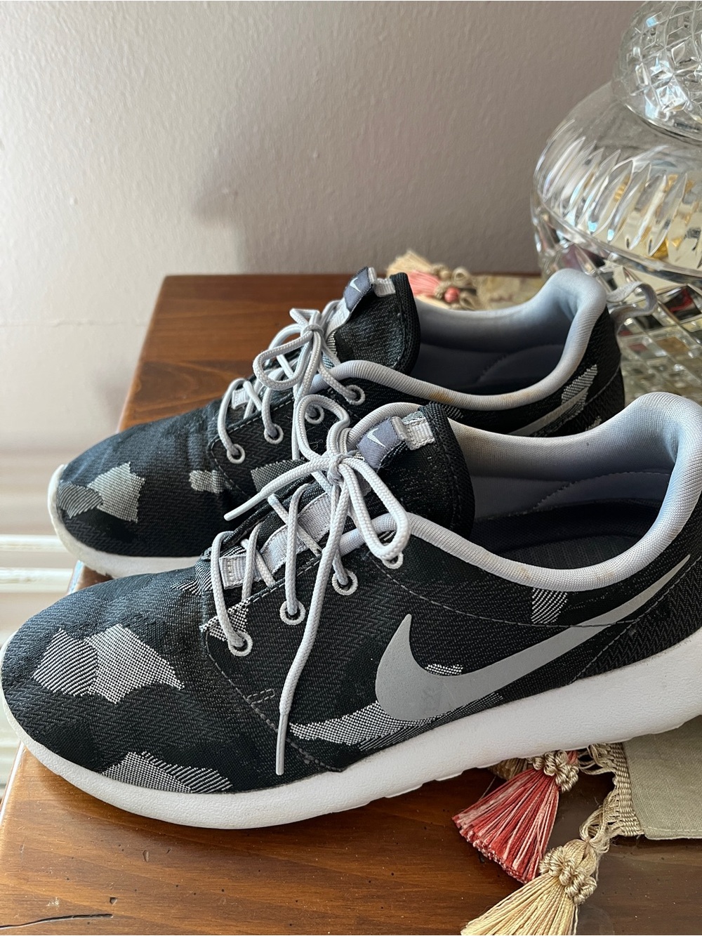 Nike women’s lightweight sneakers